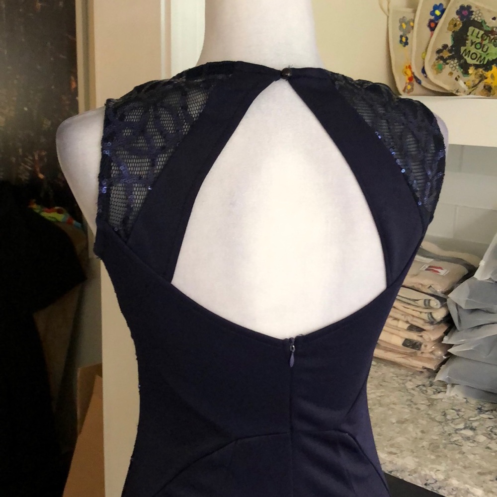 Fits 6-8 Navy mesh top mermaid maxi - Picture 8 of 9